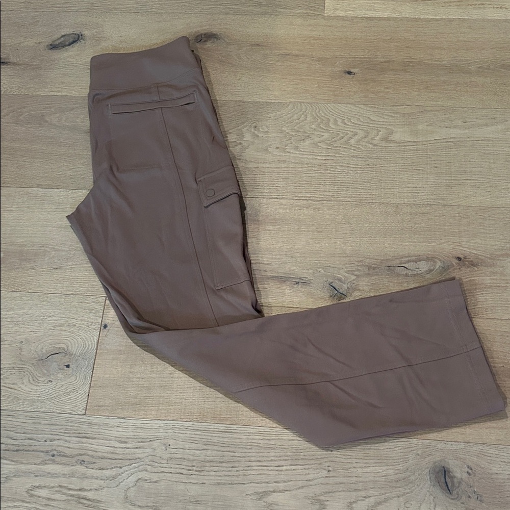 Athleta Women's Tan Straight Leg Cargo Styled Joggers